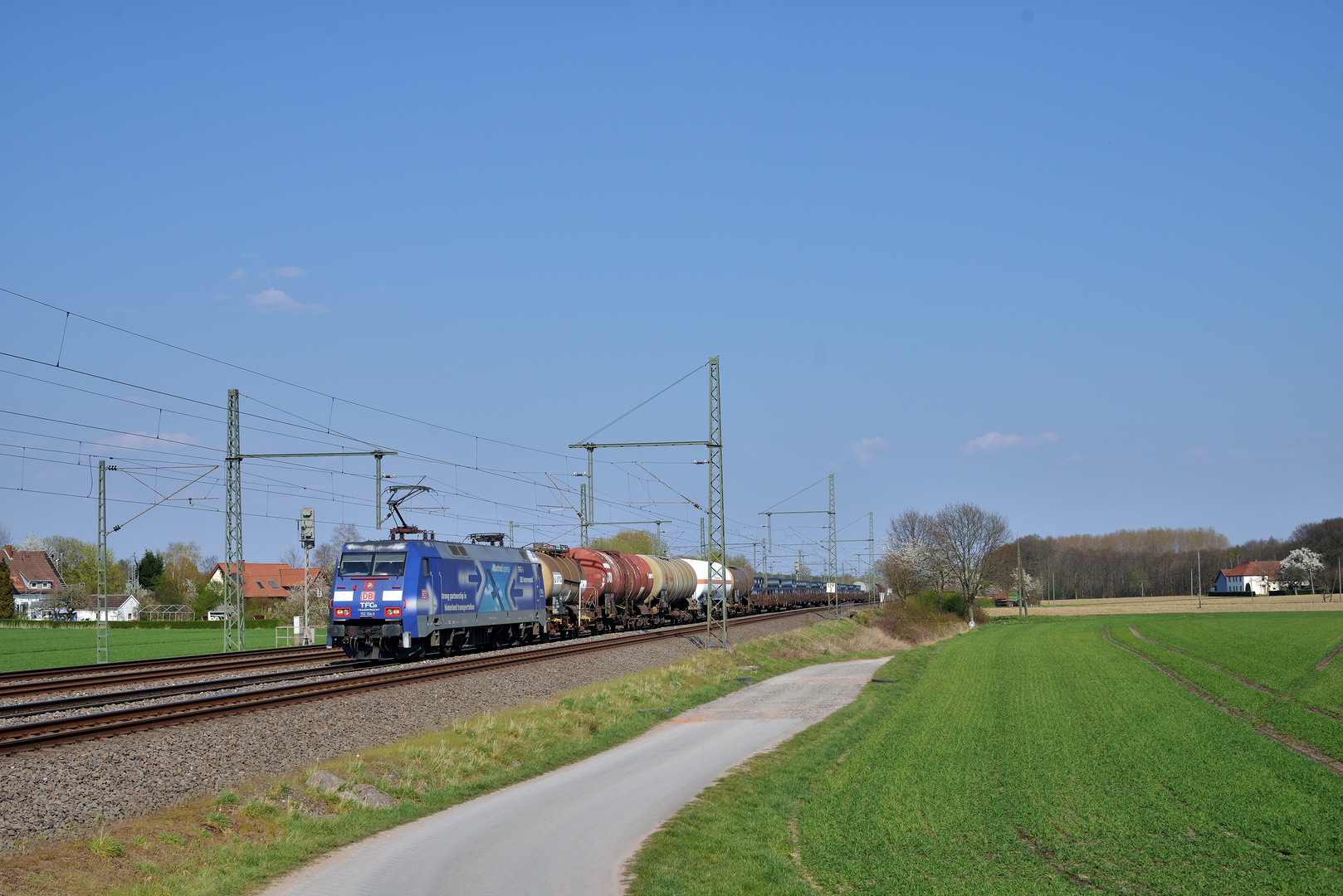 152 134-3 --Albatros-- am 08.04.20 bei Rheda Wiedenbrück