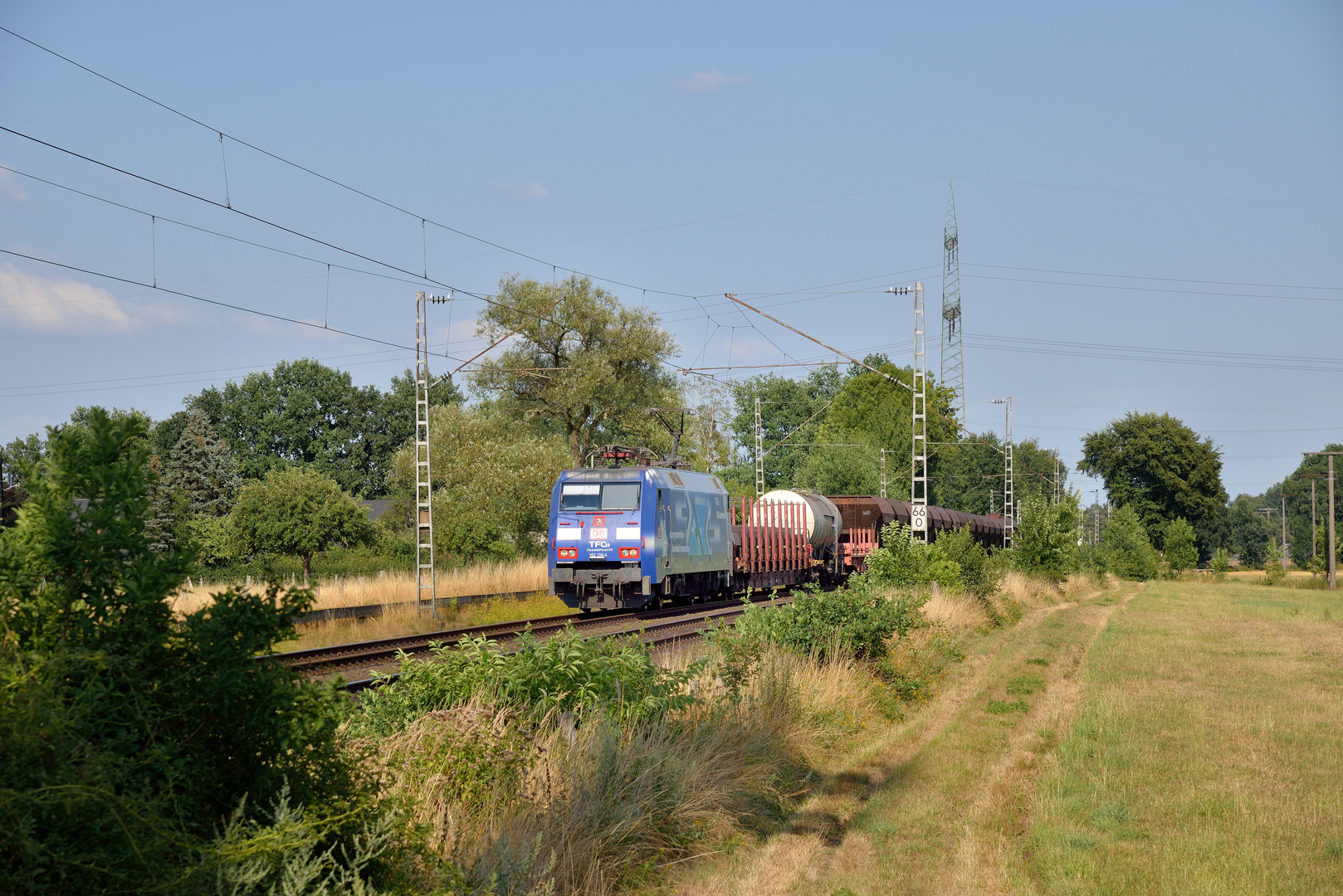 152 138-4 --Albatros-- am 31.07.18 in Hamm-Neustadt