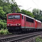 155 025-5 Railion und 145 022-0 DB vor einem gem. Güterzug