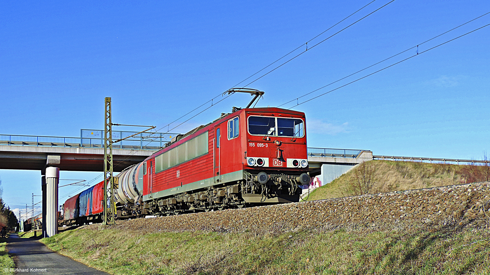 155 095-3 mit gem. Güterzug