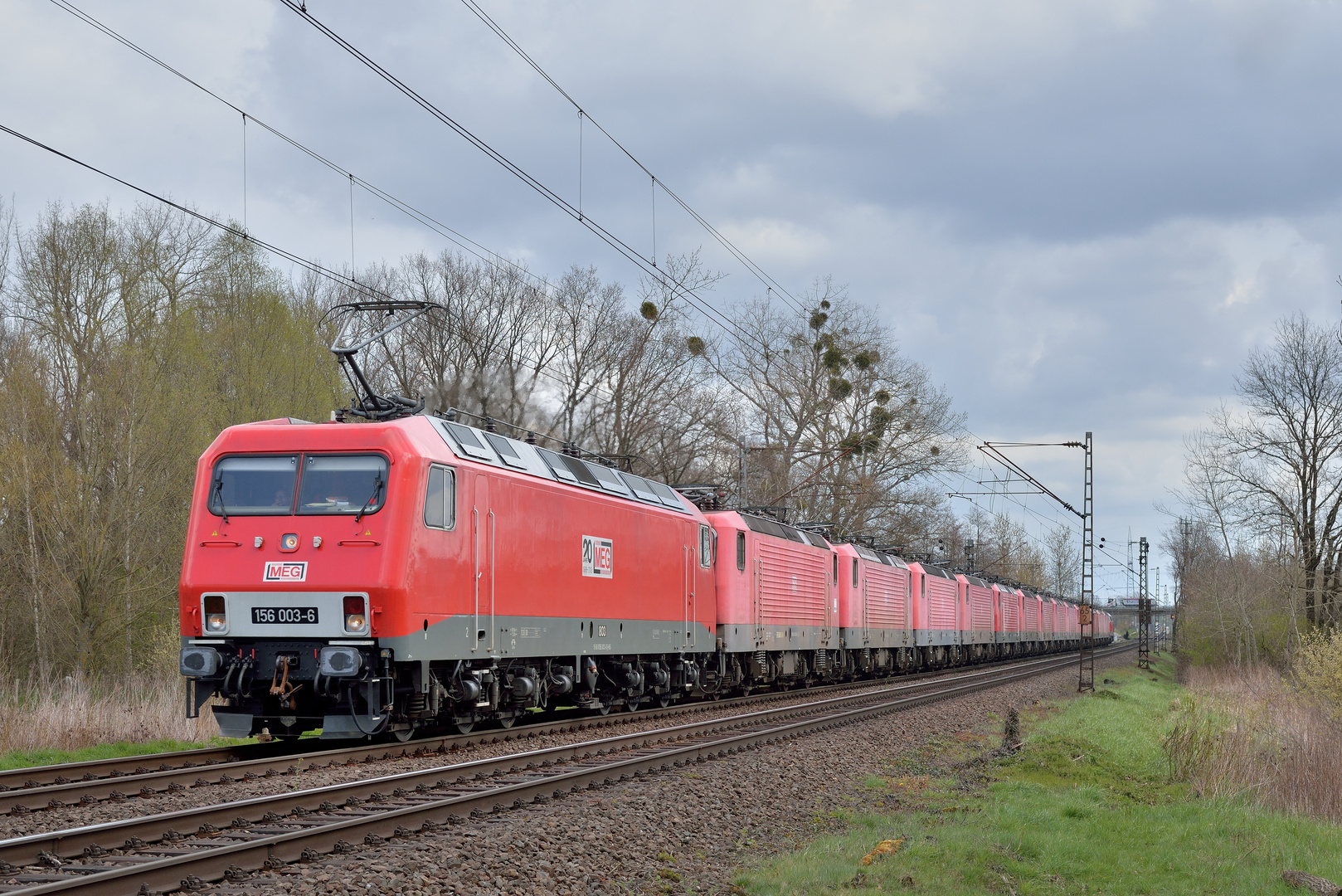 156 003-6 --MEG-- sowie MEG 218 467 am 15.04.21 in Bergkamen