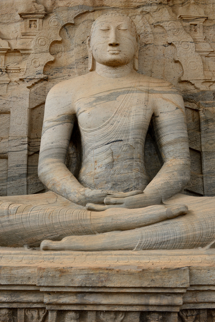 15m hoher Buddha von Gal Vihara