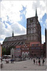 16 Stralsund (27)Alter Markt, St. Nikolai, Rathaus