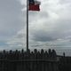 Bandera Chilena flameando en Fuerte Bulnes