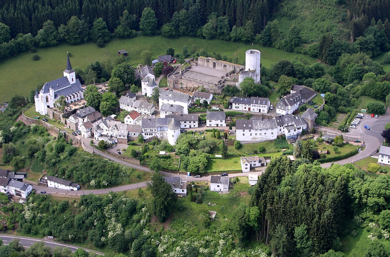 16333 Reifferscheid von oben (Serie 2017) Foto & Bild architektur