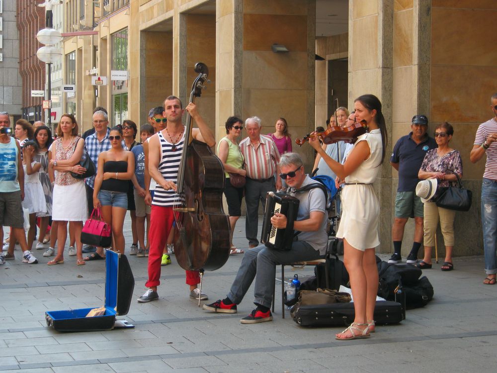 Straßenmusik von hainke hannelore 