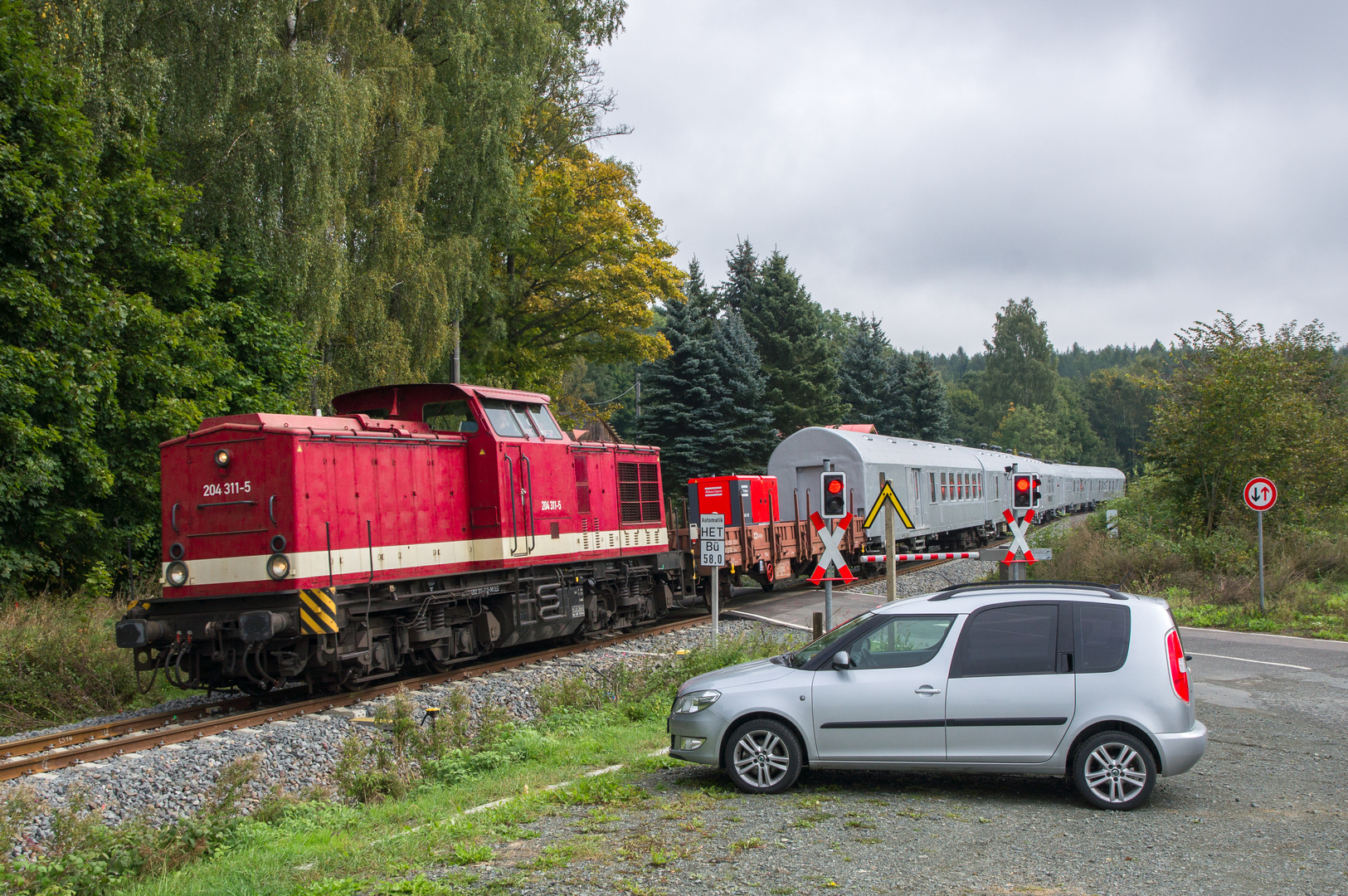 17.09.17 204 311 mit Drogenaufklärungszug bei Schönberg- Grenze 