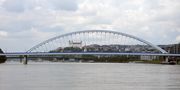 Blick vom Schiff auf Bratislava  von Robert Adam-Frick