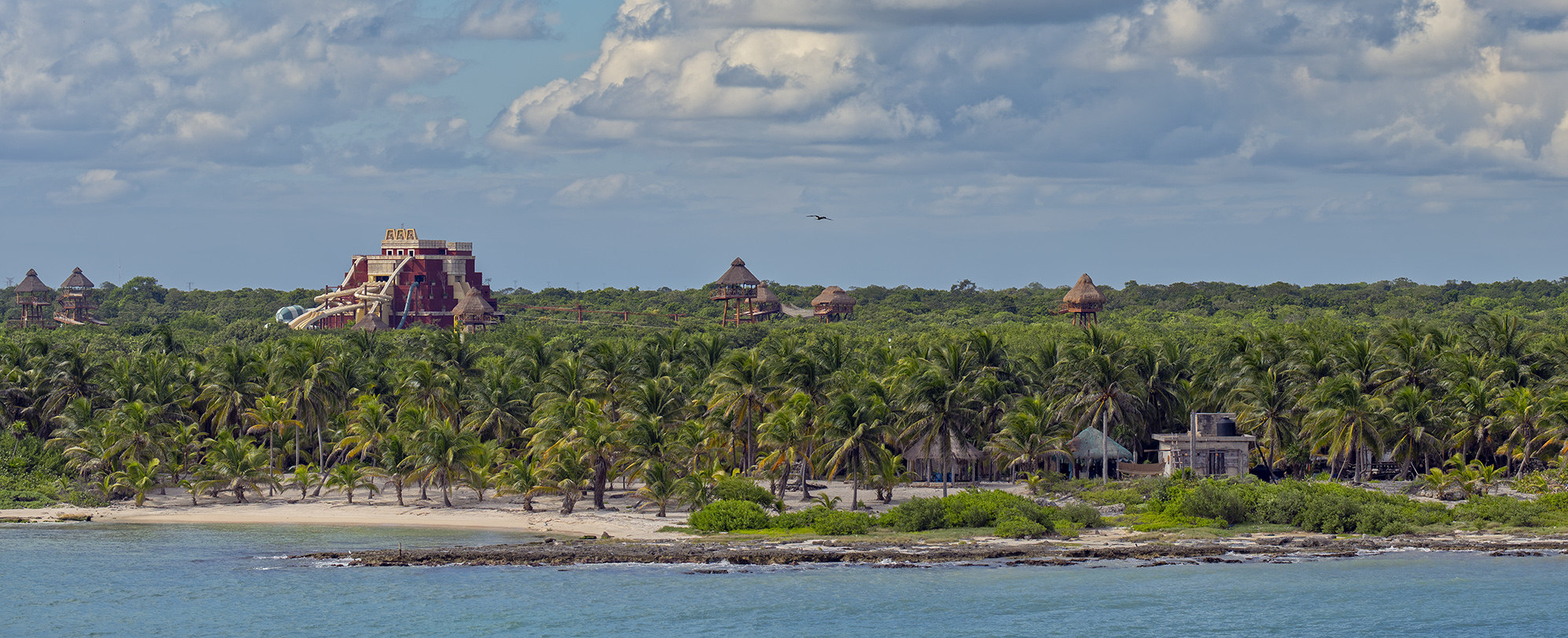 1766UZ Mahaual Panorama Strand Mexico