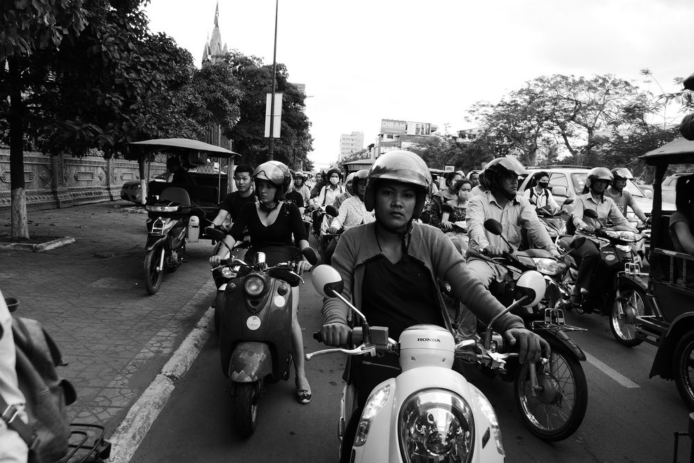 Streets of Phnom Penh von Svenja Burgwinkel 