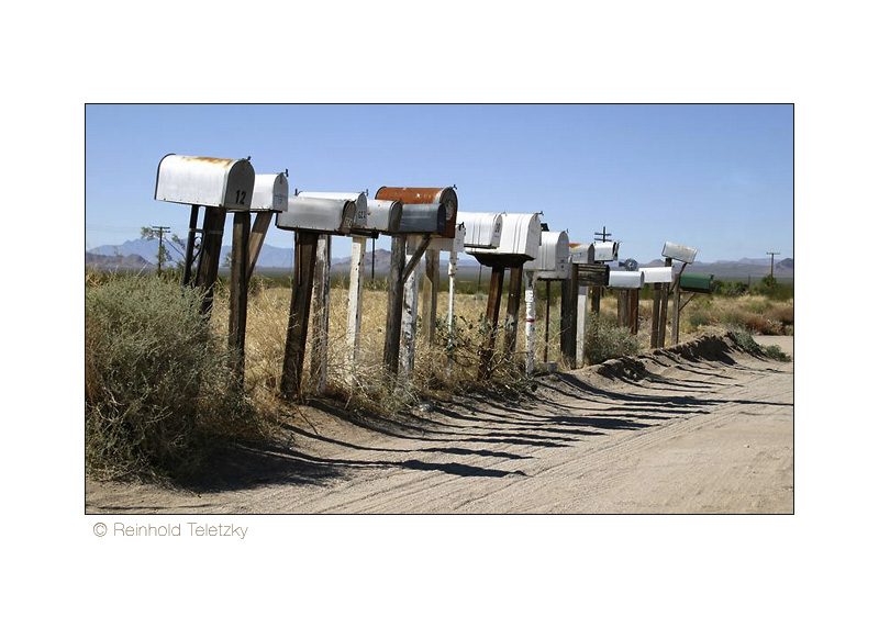 "18 Mailboxes" Arizona - USA