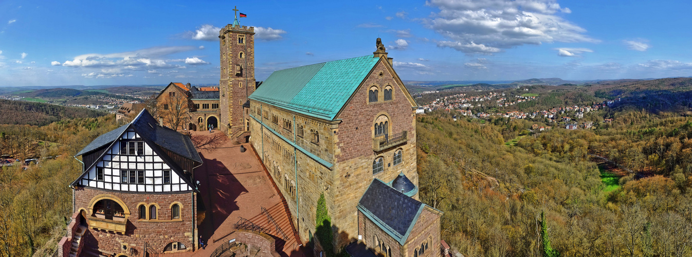 180 Grad - Wartburgpanorama im Frühling 2016