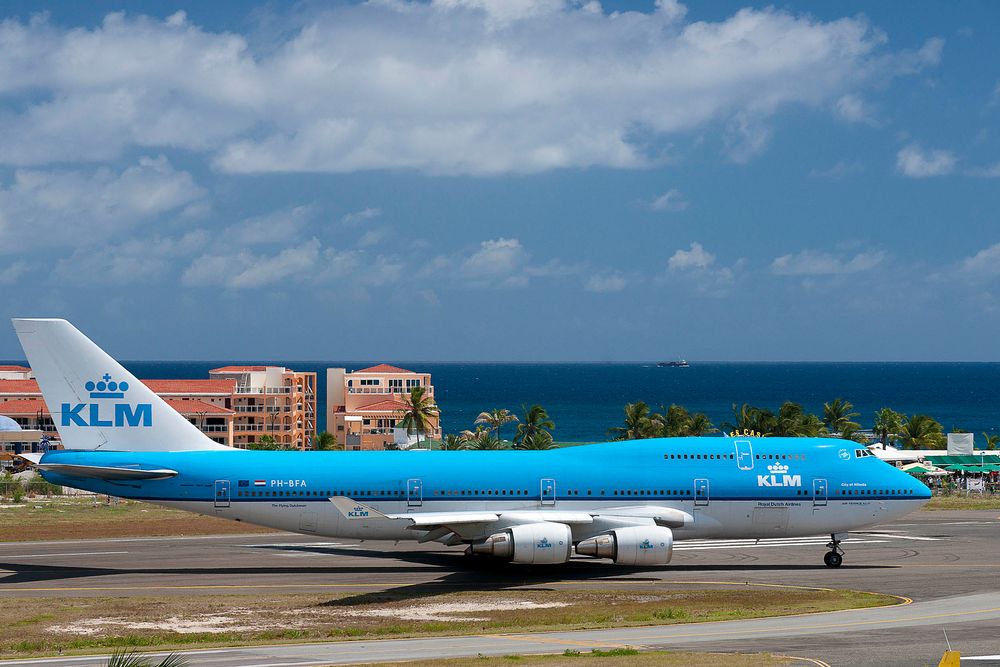 180 Grad Wende KLM B747 nach Backtrack, St.Maarten, Niederländische Antillen