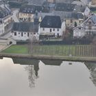 18023 Spiegelung am Moselufer in Niederemmel