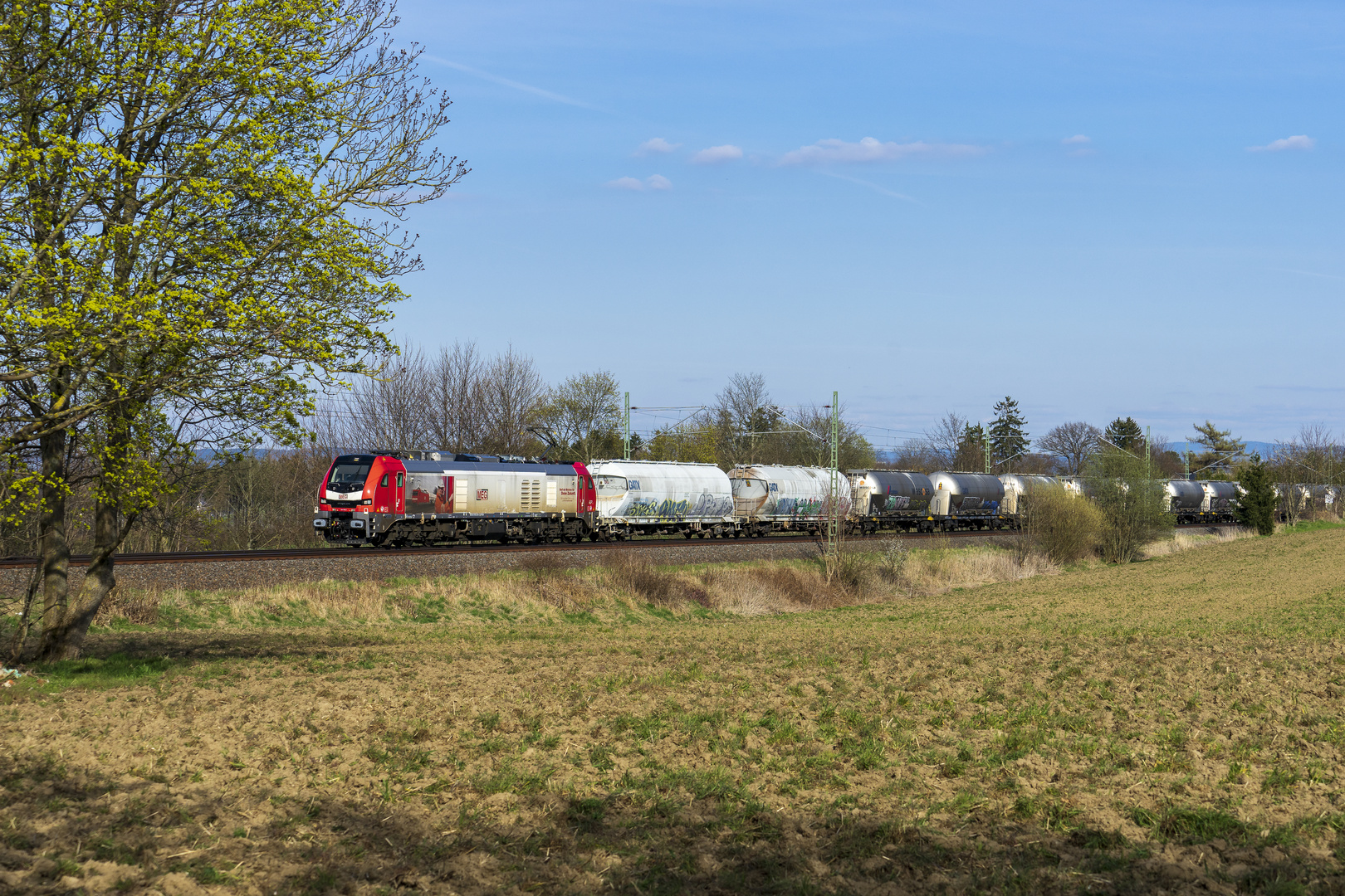 18.04.22 MEG 159 225 mit Zementzug bei Syrau 