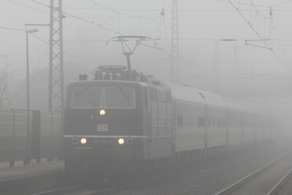 181 201 im Nebel