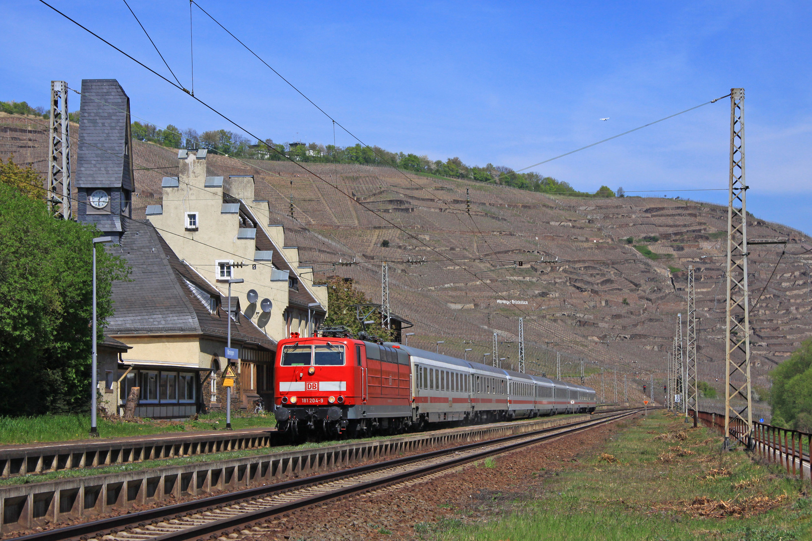 181 204 mit IC in Winningen an der Mosel