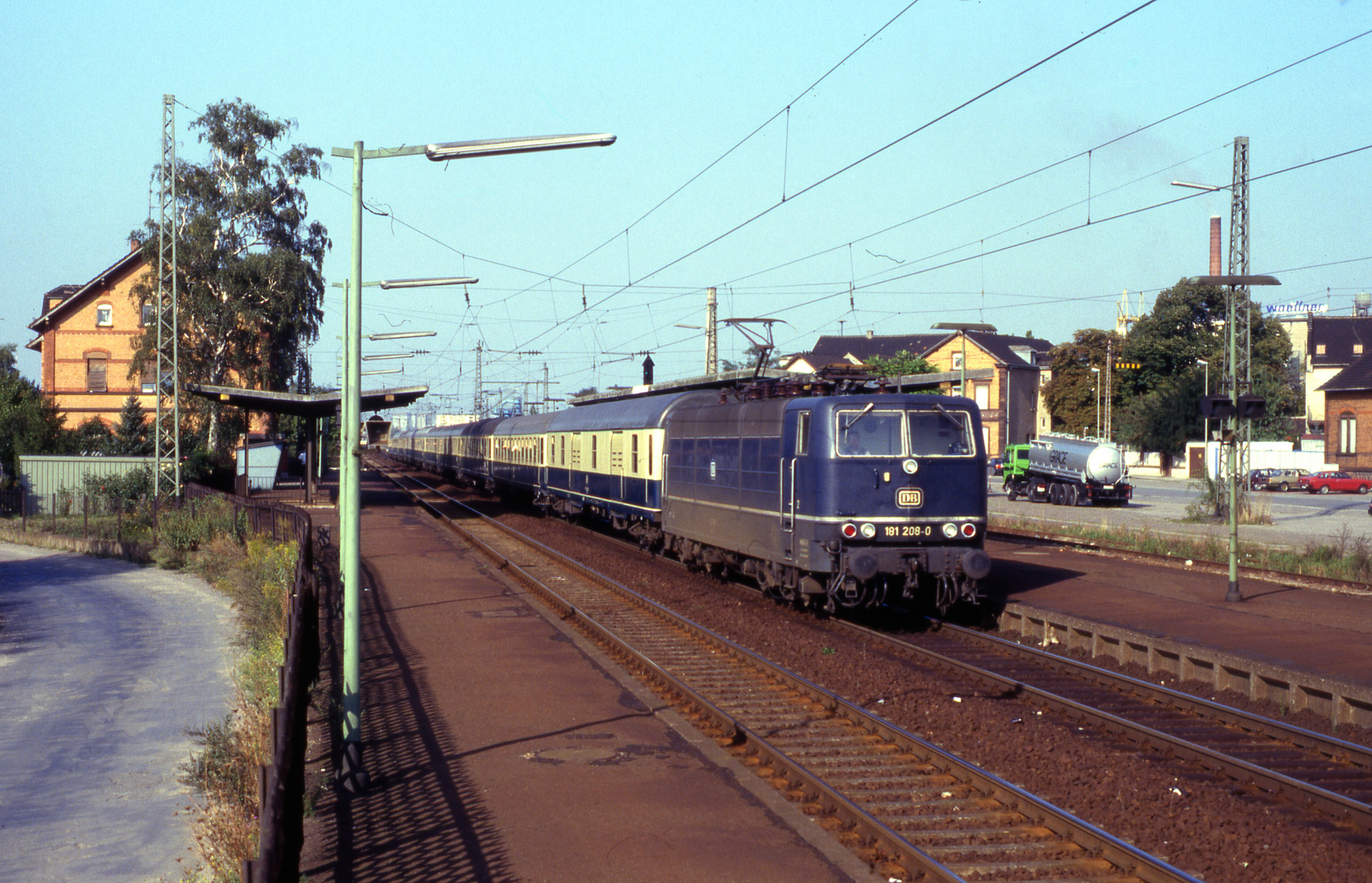 181 208 in Lu-Rheingönheim