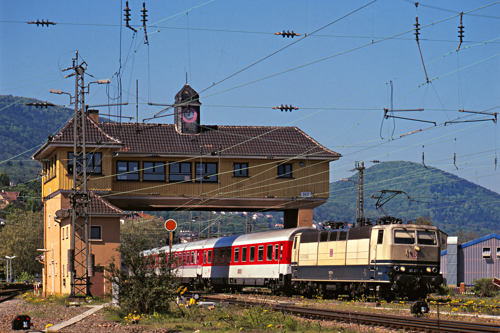 181 211-4 in Neustadt an der Weinstraße