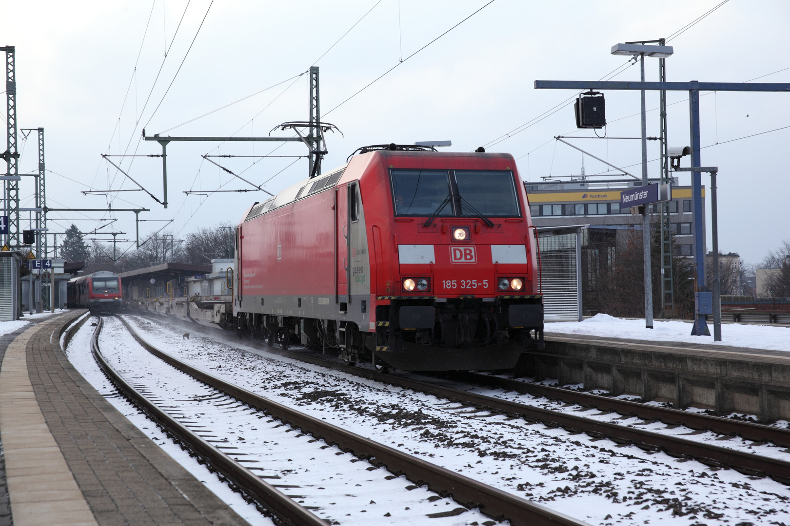 185 325 und ein bischen Winter in Neumünster