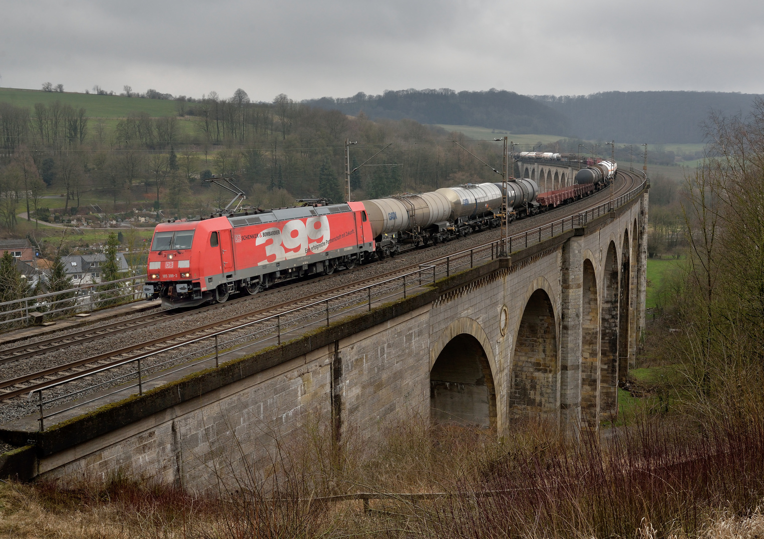 185 399-3 --Bombardier + Schenker 399-- am 07.03.20 in Altenbeken