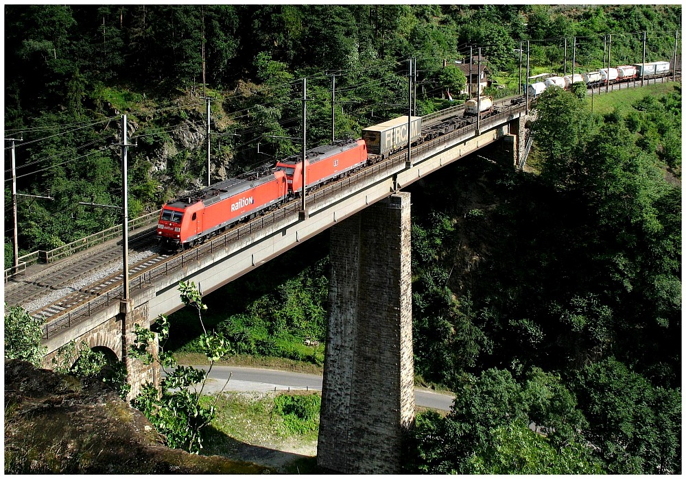 185er auf der Kerstelenbach-Brücke