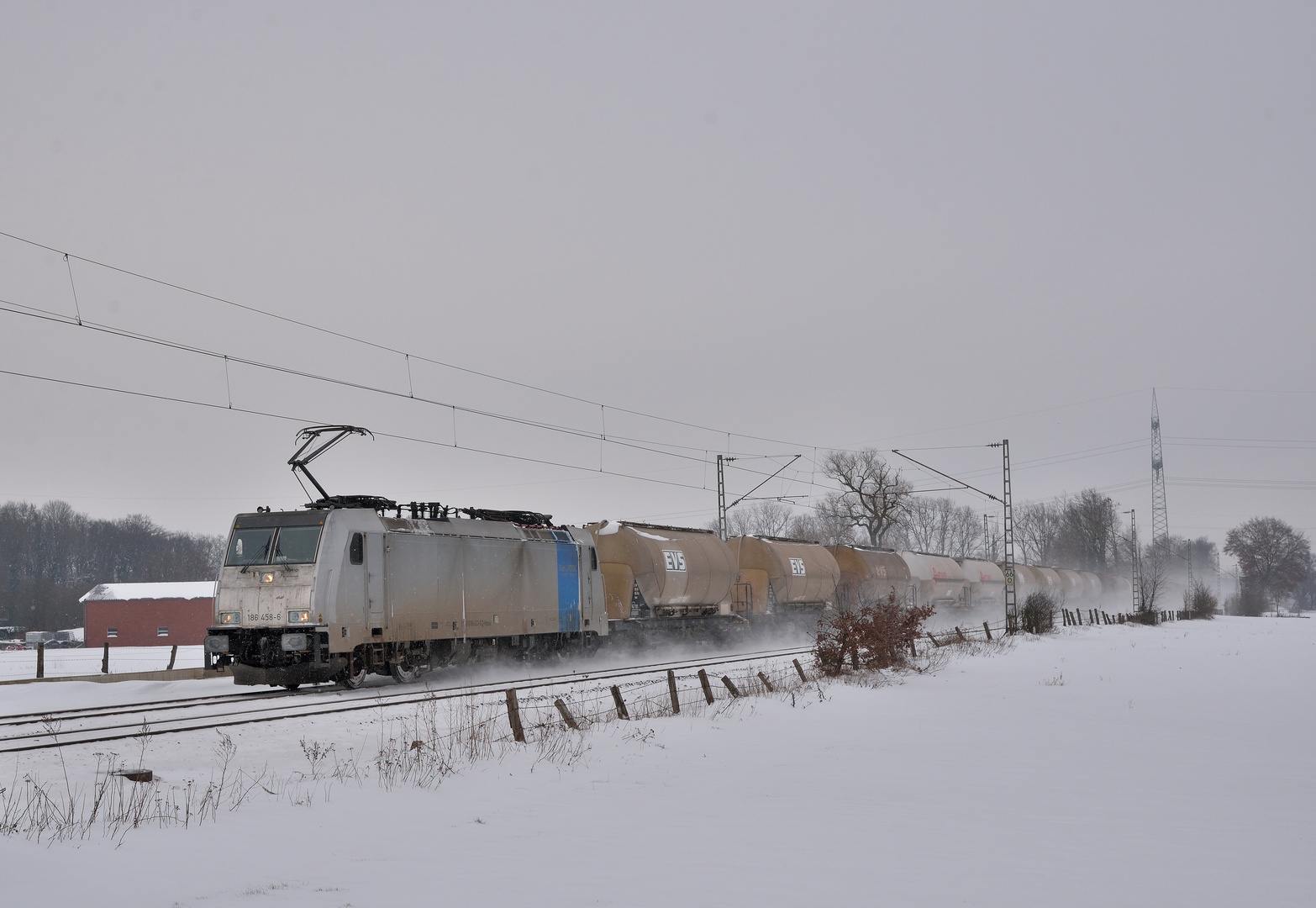 186 458-6 --Railpool-- am 10.02.21 in Hamm-Neustadt