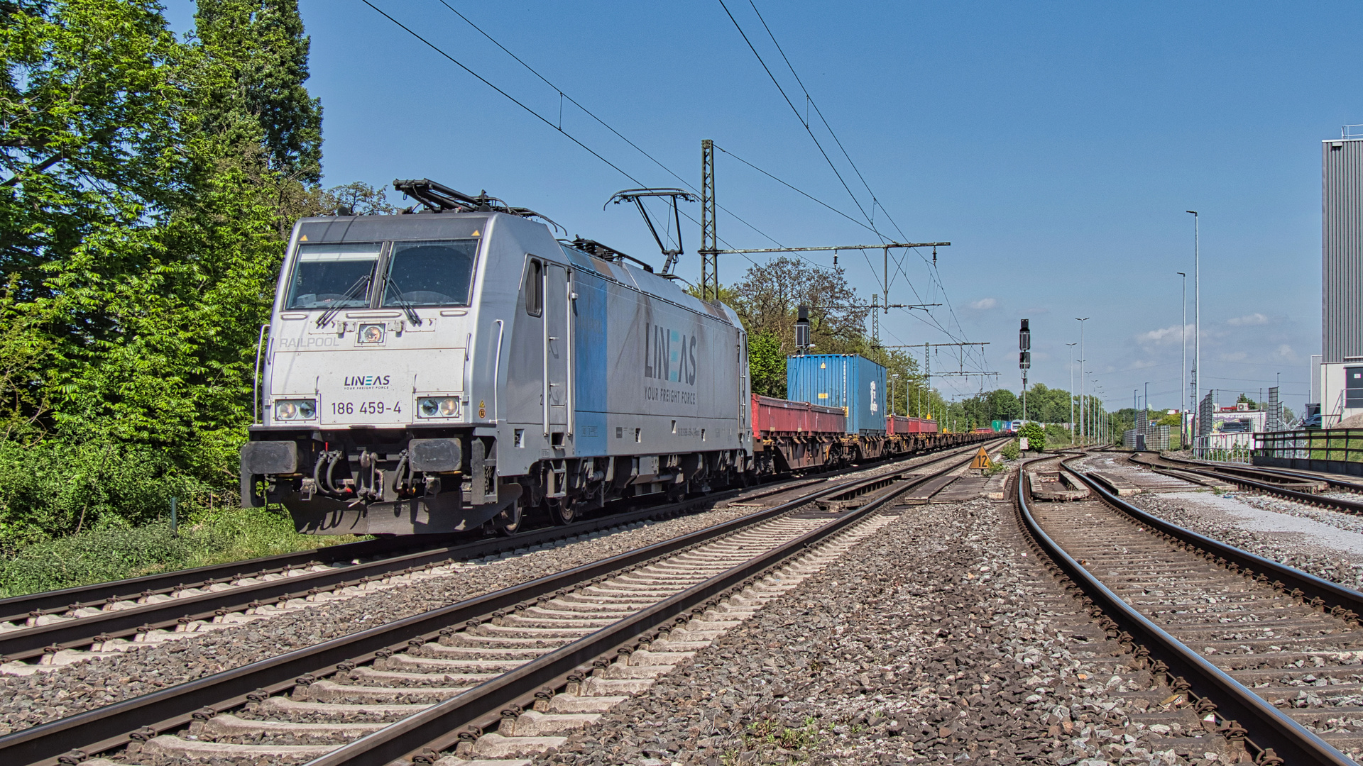 186 459 in Rheinhausen