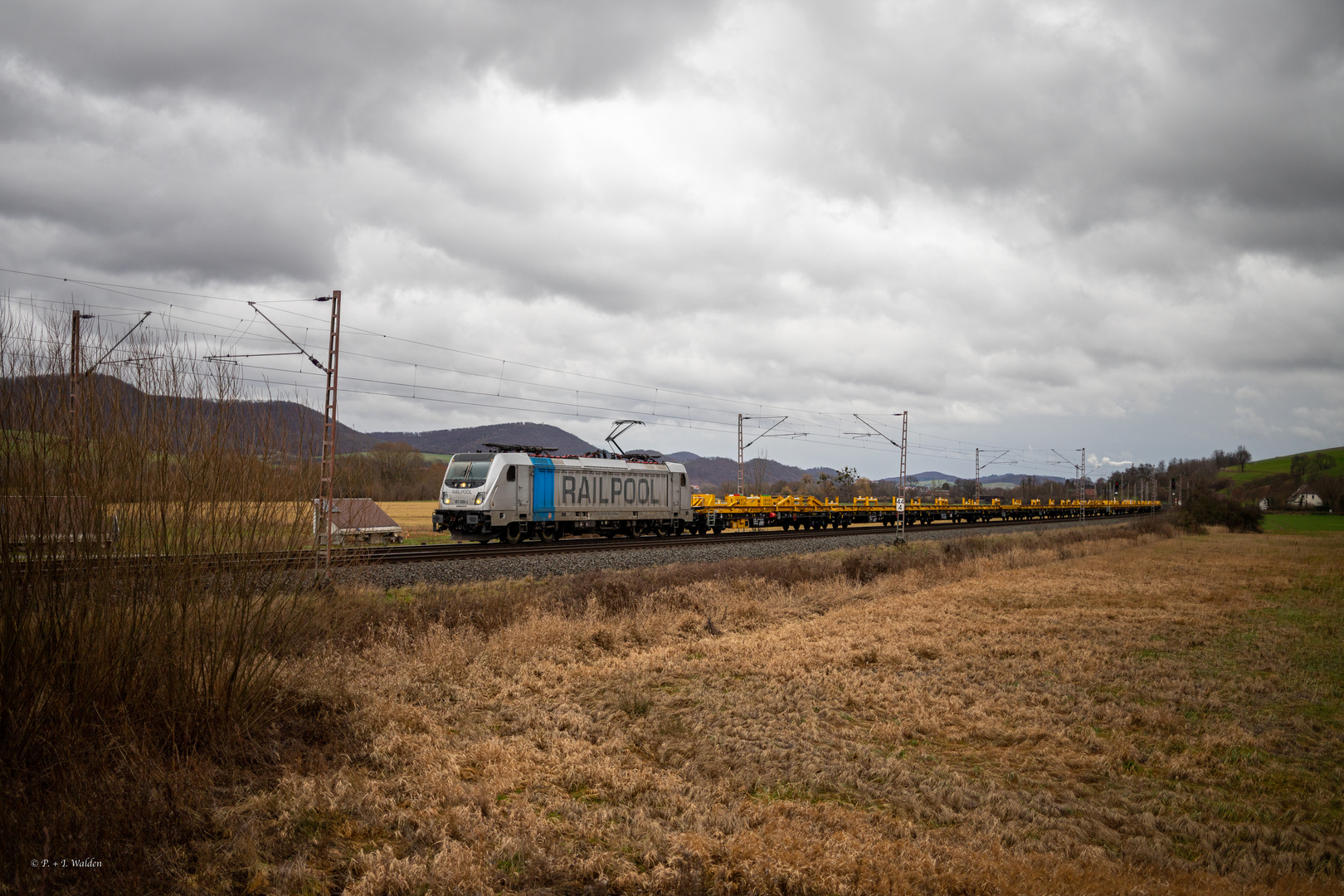 187 006 mit Langschieneneinheit