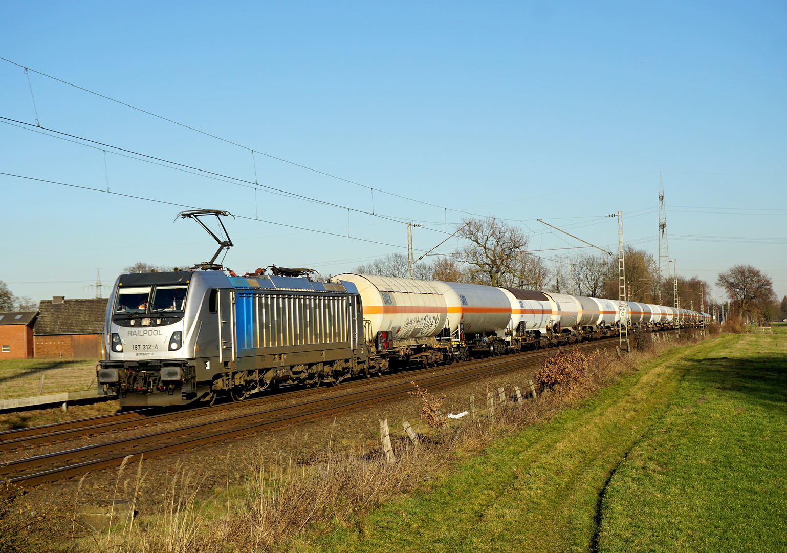 187 312-4 --Railpool-- am 27.02.19 in Hamm Neustadt II