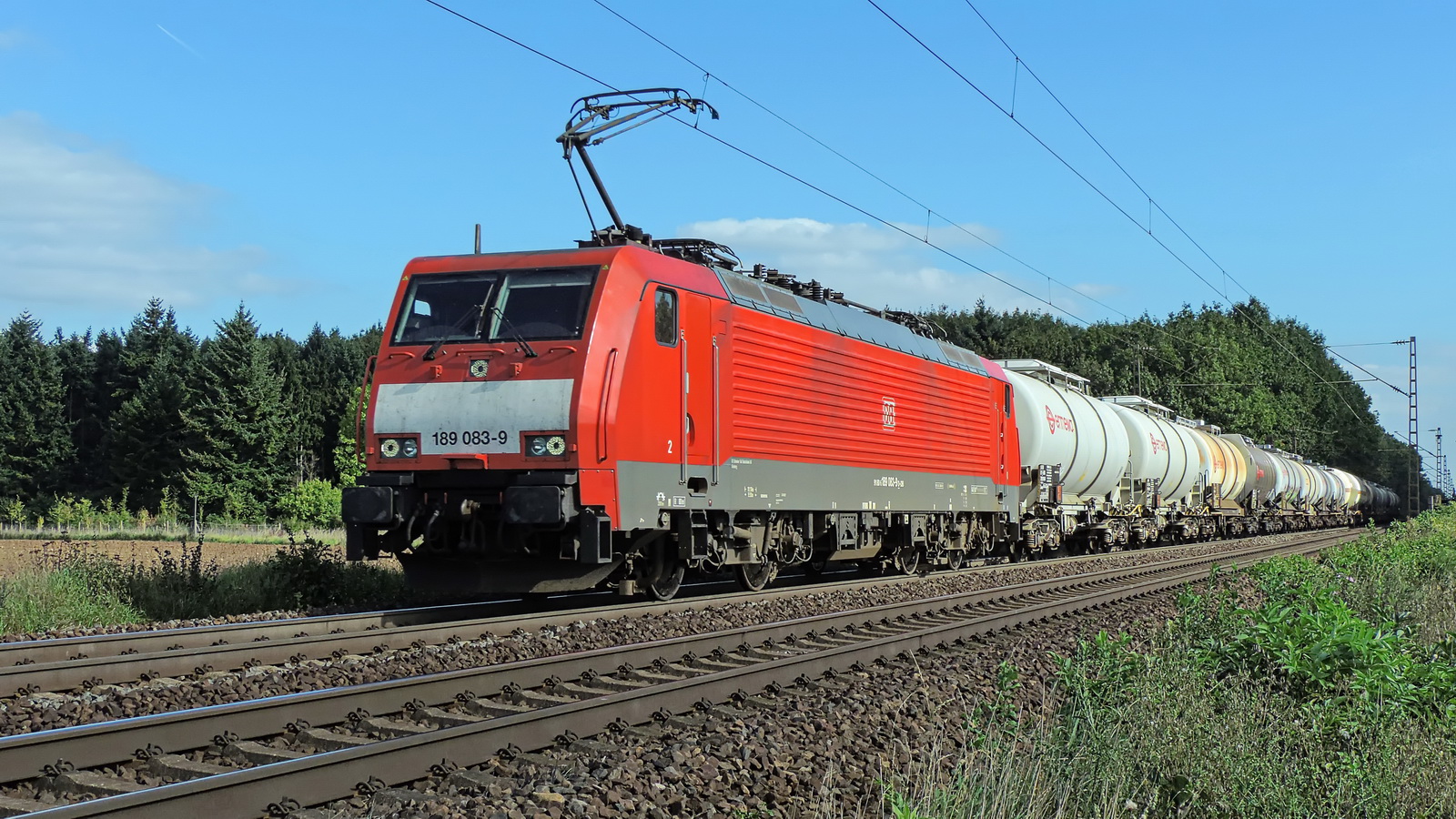 189 083-9 mit einem Kesselzug