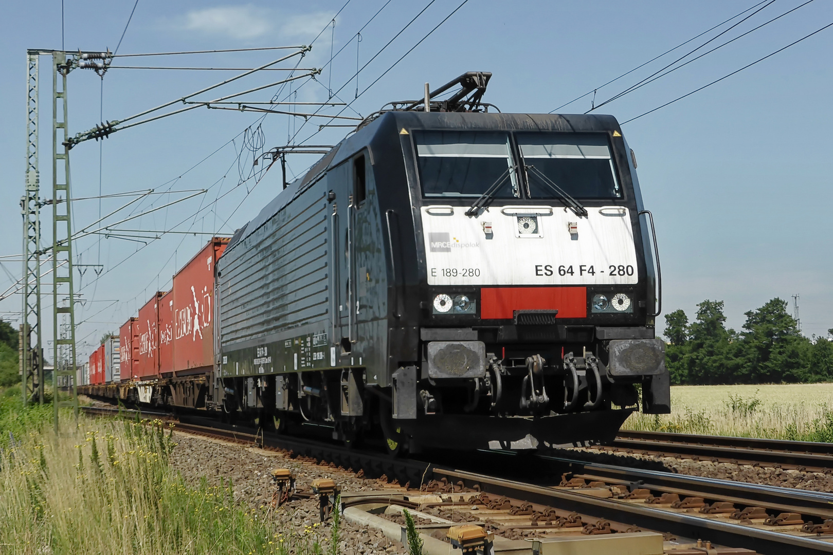 189 280 - ES 64 F4-280 mit einem Containerzug