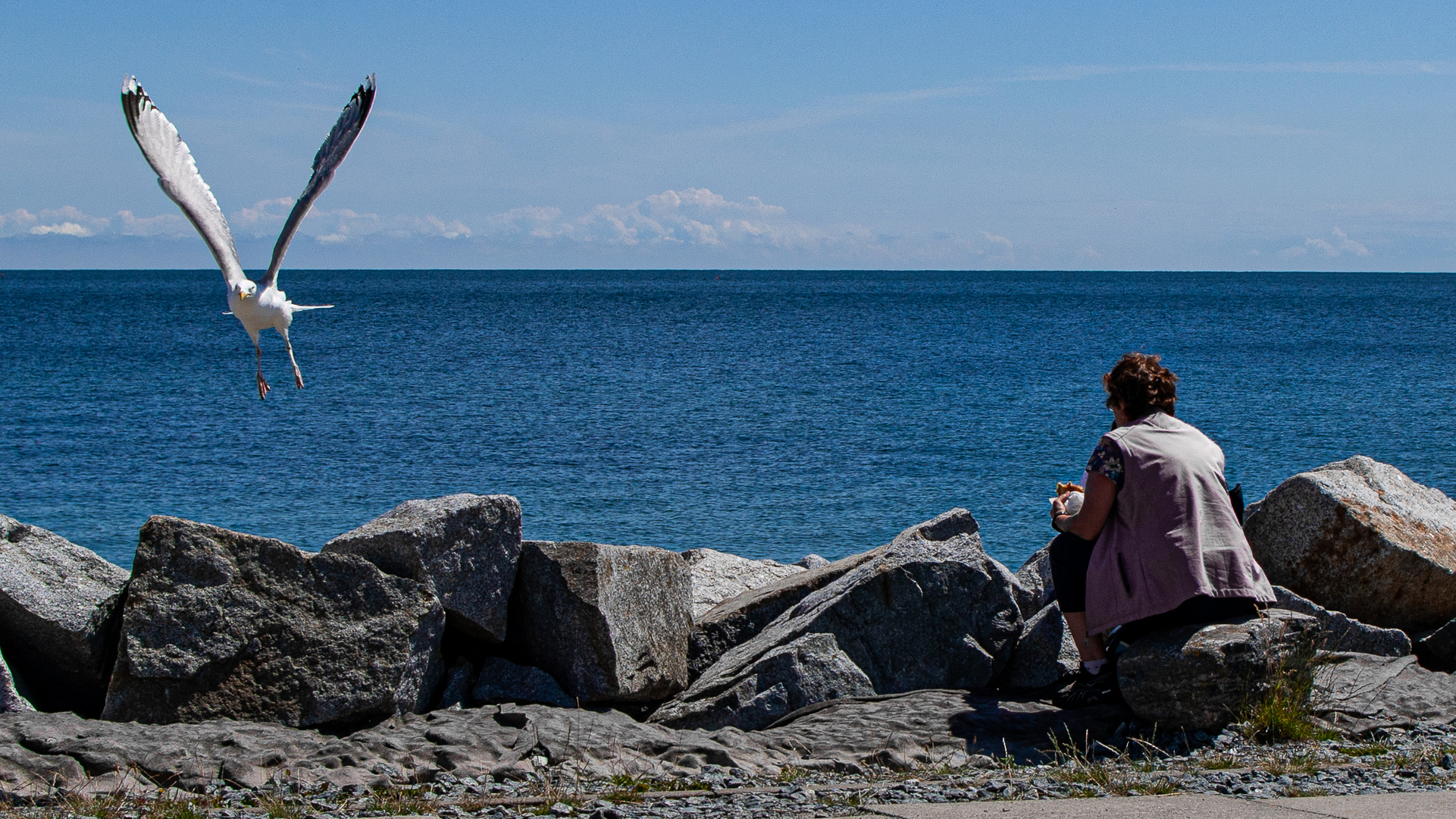 19-07-Menschen am  Wasser