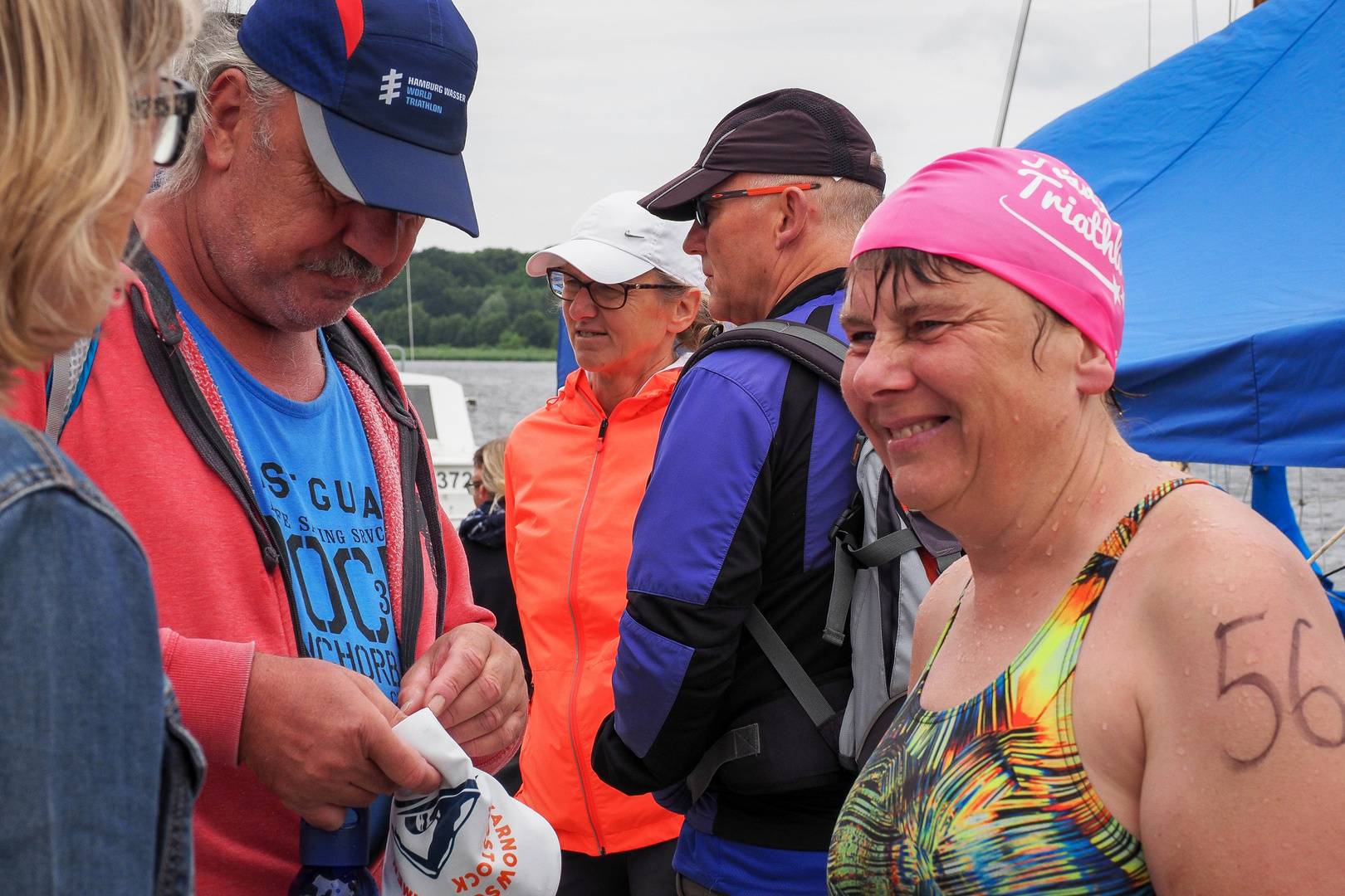 19. Warnowschwimmen lockte in den Rostocker Stadthafen