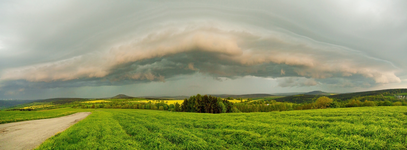 ***19.05.13 Unwetterfront erreicht das Erzgebirge***