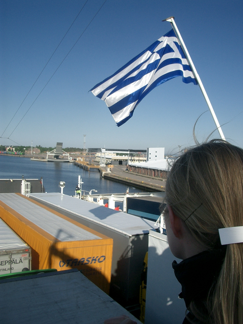 19.06.2005 Anlegemanöver im Hafen von  Hanko Südfinnland