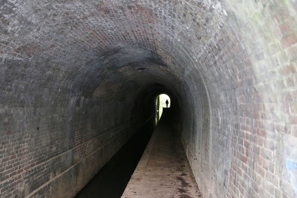 19080 Eyserbeektunnel mit Piepertvoetpad