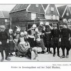 1912 Kinder auf der Insel Marken in Holland