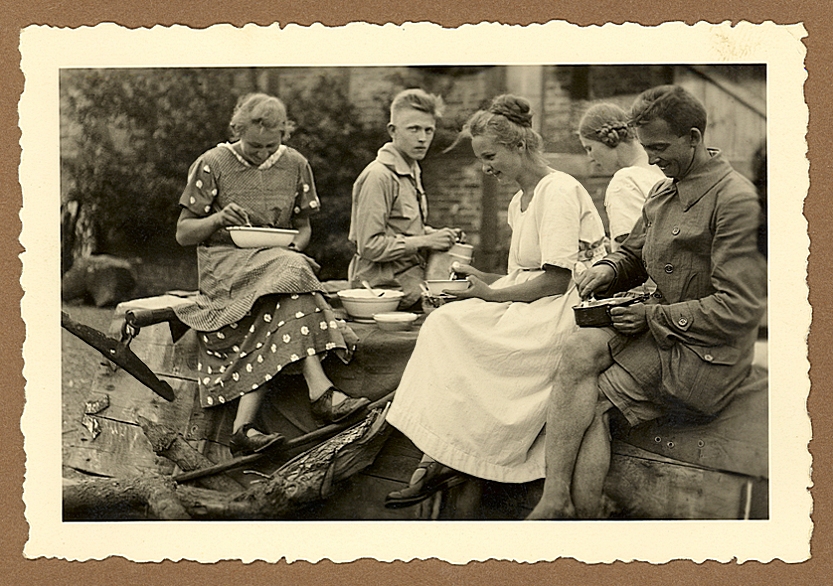 1924 - Mittagessen bei einem Bundestag der Wandervögel