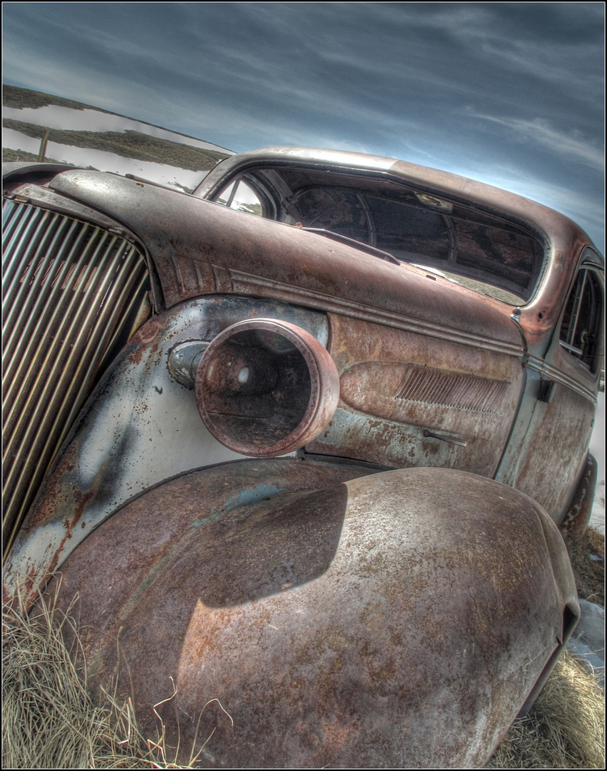 1937 CHEVROLET COUPE