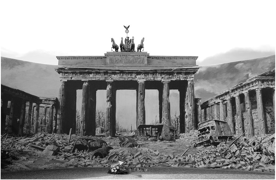 1945: Schutt und Trümmer am Brandenburger Tor