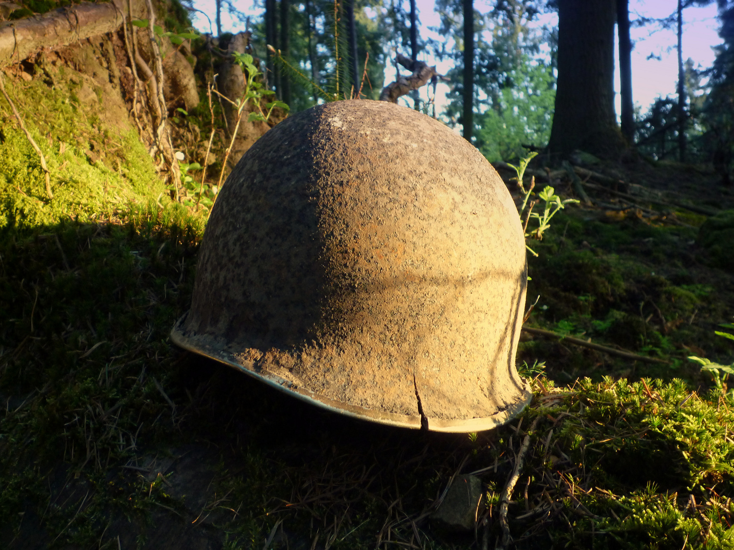 1945 "Sturm über die Mosel" - Verrosteter Helm US-Army