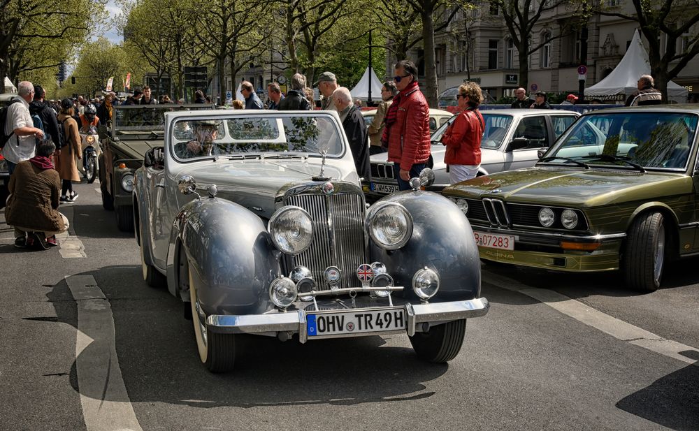 1947 | Triumph 1800 Roadster