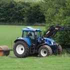 195 Pferde für eine Walze mit NEW Holland TVT 195