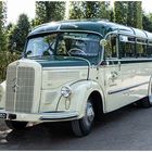 1953 – Reisebus mit 32 Sitzplätzen