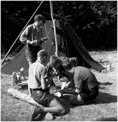 1957 Jugendzeltlager im Baybachtal-Hunsrück (37)