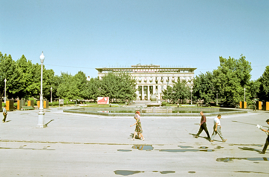 1968 Tashkent 2