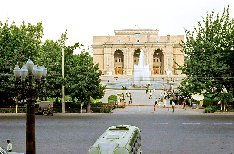 1968 Tashkent 3