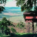 1975 gab es eine Lodge aus Holz am Ngorongorokrater