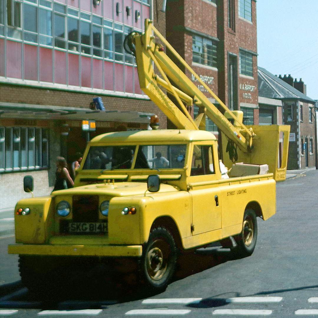 1976 England, Landrover 109, Kodachrome Dia digitalisiert